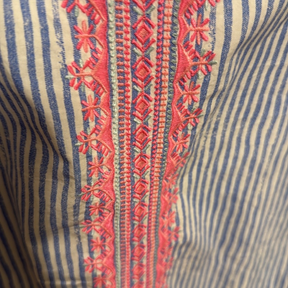 🐳 Vineyard Vines Blue and Pink Striped Kids dress - Picture 3 of 4